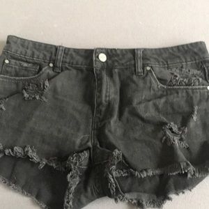 Black frayed jean shorts